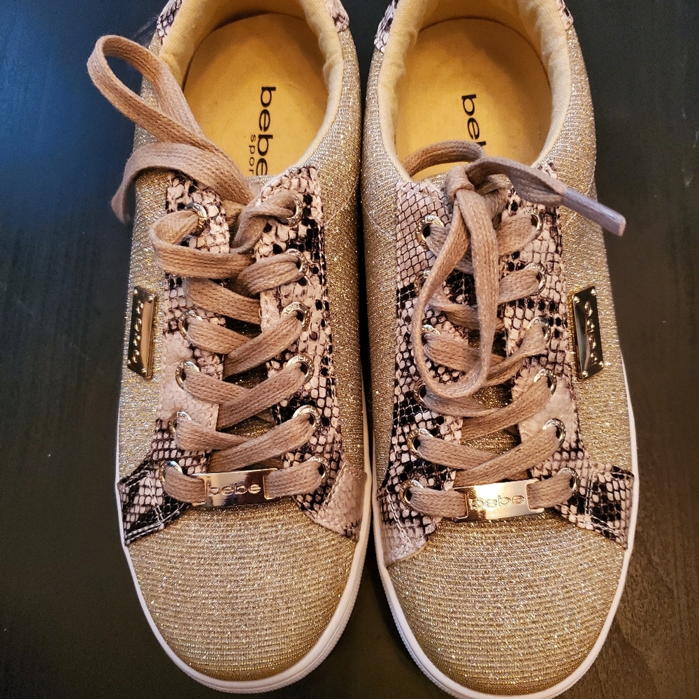 Bebe woman's shoes size 8.8
